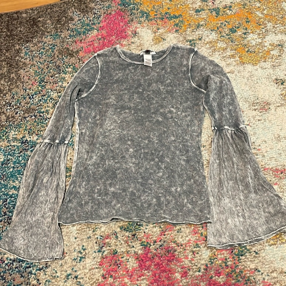 Hard tail shirt